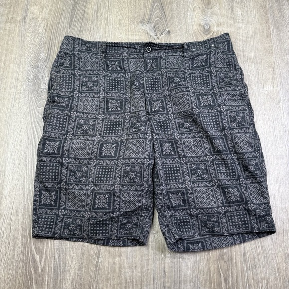 Reyn Spooner Shorts Black Gray Geometric Print Casual Uniqlo Mens Size M Medium - Picture 2 of 11